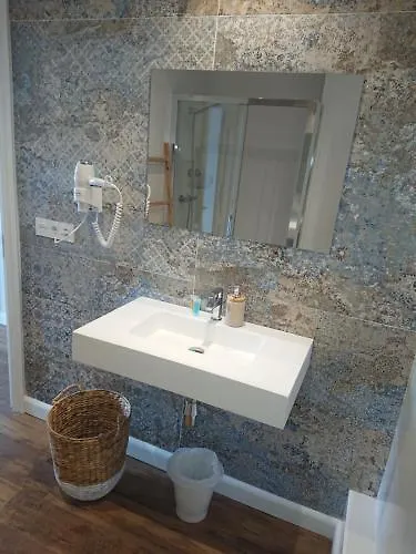 San Nikolas Sea Views Hotel 2*